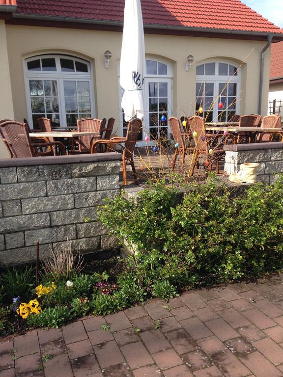 Landgasthaus Am Dolgensee Reichenwalde Exterior photo